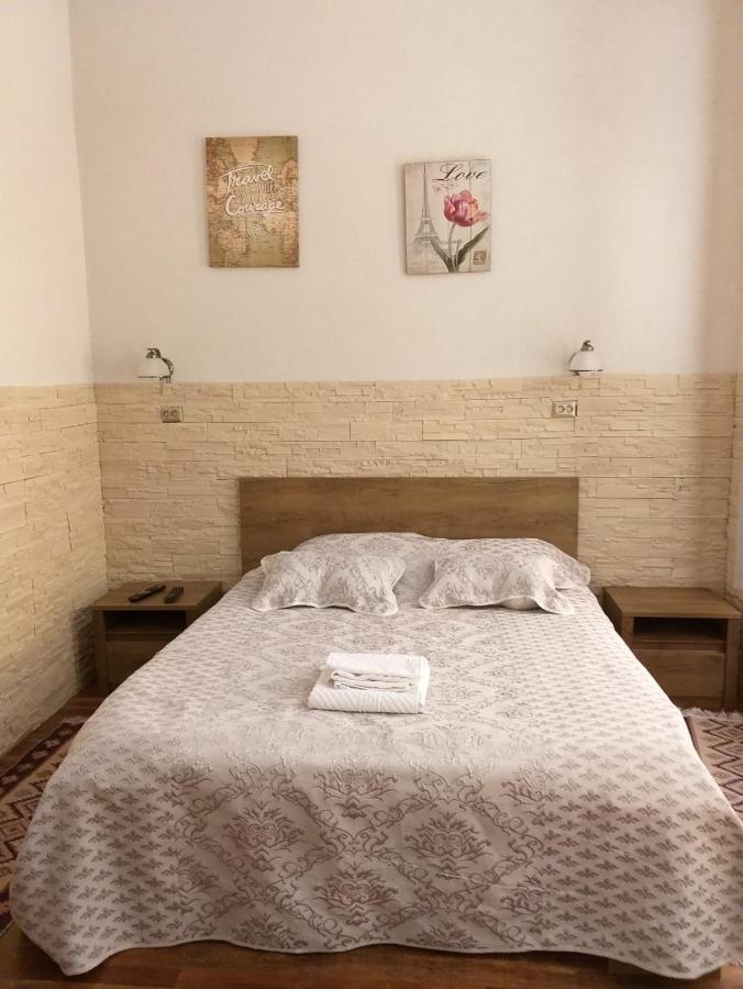 Raphaela Residence Bistriţa Extérieur photo